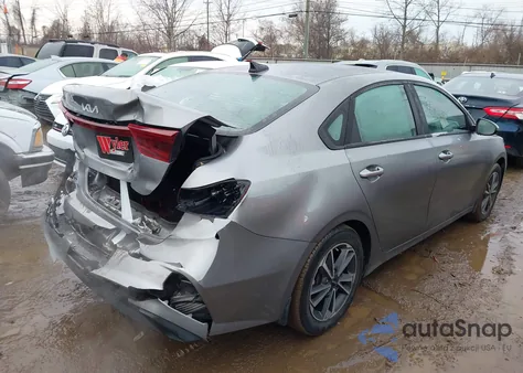 2022 Kia Forte Lxs z USA, uszkodzony, nr VIN 3KPF24AD0NE486420